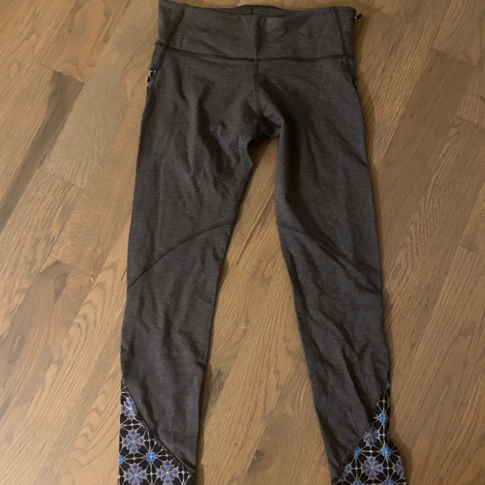 girls flower leggings never worn